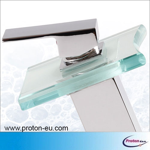 Kopalniška LED pipa s kvadratnim slap iztokom 4 - Proton d.o.o.